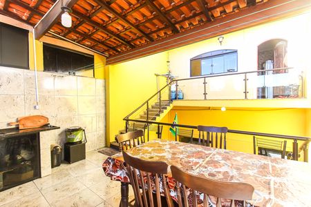 Casa à venda com 300m², 2 quartos e 4 vagasÁrea Gourmet