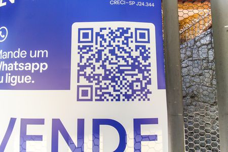 Casa à venda com 300m², 2 quartos e 4 vagasQr Code