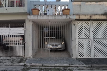 Casa para alugar com 90m², 2 quartos e 1 vagaFachada