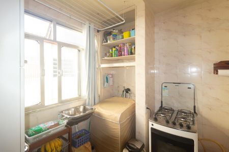 Apartamento à venda com 50m², 2 quartos e 1 vagaCozinha e Área de Serviço