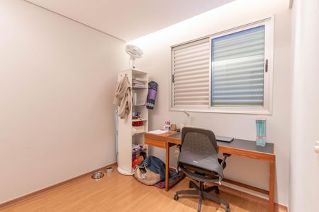 Quarto 2 de apartamento à venda com 3 quartos, 98m² em Grajaú, Belo Horizonte