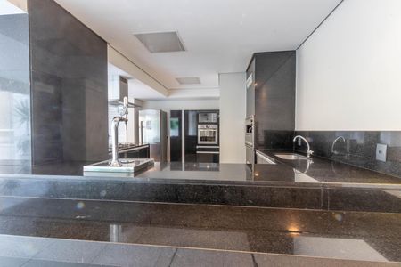 Apartamento à venda com 98m², 3 quartos e 2 vagas Apartamento à venda com 98m², 3 quartos e 2 vagasEspaço Gourmet
