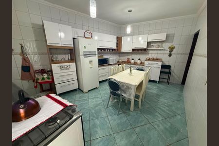 Casa para alugar com 249m², 3 quartos e 2 vagas Casa para alugar com 249m², 3 quartos e 2 vagasCozinha