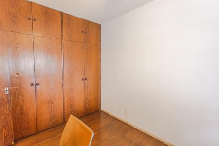 Apartamento à venda com 340m², 6 quartos e 3 vagas Apartamento à venda com 340m², 6 quartos e 3 vagasQuarto 4 na Cobertura