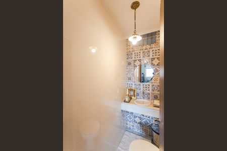 Apartamento à venda com 340m², 6 quartos e 3 vagas Apartamento à venda com 340m², 6 quartos e 3 vagasLavabo na Copa