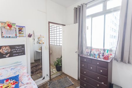 Apartamento à venda com 340m², 6 quartos e 3 vagas Apartamento à venda com 340m², 6 quartos e 3 vagasQuarto de Serviço 2