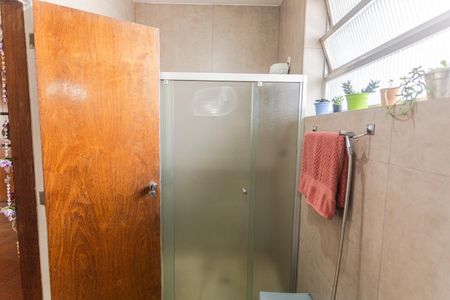 Apartamento à venda com 340m², 6 quartos e 3 vagas Apartamento à venda com 340m², 6 quartos e 3 vagasBanheiro da Suíte na Cobertura