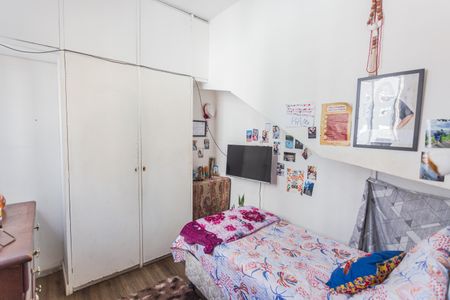Apartamento à venda com 340m², 6 quartos e 3 vagas Apartamento à venda com 340m², 6 quartos e 3 vagasQuarto de Serviço 2