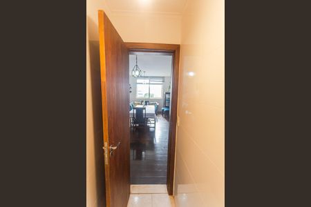 Apartamento à venda com 340m², 6 quartos e 3 vagas Apartamento à venda com 340m², 6 quartos e 3 vagasLavabo na Copa