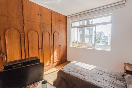 Apartamento à venda com 340m², 6 quartos e 3 vagas Apartamento à venda com 340m², 6 quartos e 3 vagasQuarto 3 na Cobertura
