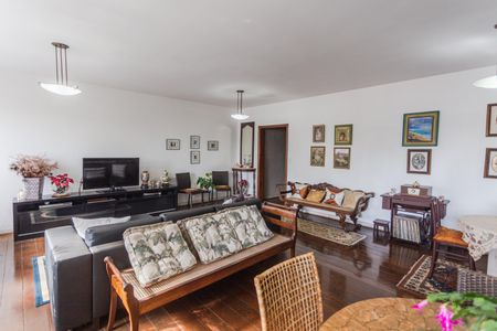 Apartamento à venda com 340m², 6 quartos e 3 vagas Apartamento à venda com 340m², 6 quartos e 3 vagasSala 1
