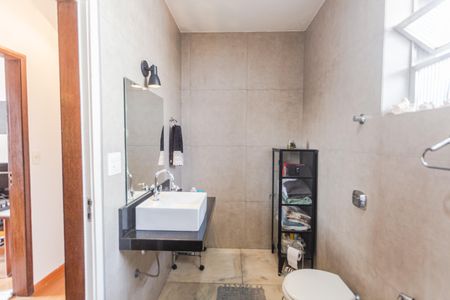 Apartamento à venda com 340m², 6 quartos e 3 vagas Apartamento à venda com 340m², 6 quartos e 3 vagasBanheiro Social 2 na Cobertura