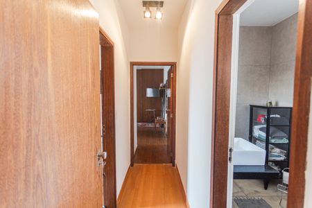 Apartamento à venda com 340m², 6 quartos e 3 vagas Apartamento à venda com 340m², 6 quartos e 3 vagasCorredor