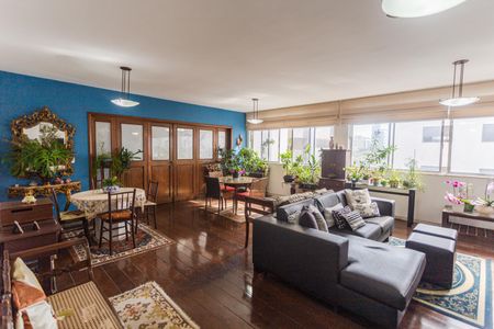 Apartamento à venda com 340m², 6 quartos e 3 vagas Apartamento à venda com 340m², 6 quartos e 3 vagasSala 1