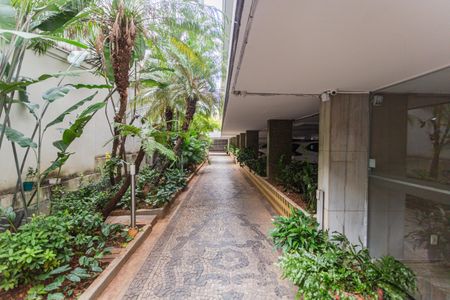 Apartamento à venda com 340m², 6 quartos e 3 vagas Apartamento à venda com 340m², 6 quartos e 3 vagasHall de entrada