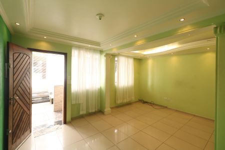 Sala de casa para alugar com 2 quartos, 76m² em Jardim Sao Savelio, Diadema