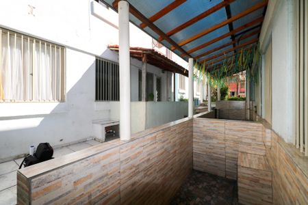 Casa para alugar com 76m², 2 quartos e sem vaga Casa para alugar com 76m², 2 quartos e sem vagaEntrada