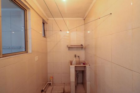 Casa para alugar com 76m², 2 quartos e sem vaga Casa para alugar com 76m², 2 quartos e sem vagaÁrea de Serviço