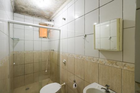 Casa para alugar com 76m², 2 quartos e sem vaga Casa para alugar com 76m², 2 quartos e sem vagaBanheiro