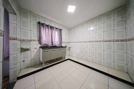 Casa para alugar com 130m², 3 quartos e 1 vaga