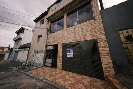 Casa para alugar com 130m², 3 quartos e 1 vaga