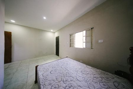 Casa à venda com 130m², 4 quartos e 1 vaga Casa à venda com 130m², 4 quartos e 1 vagaSuíte