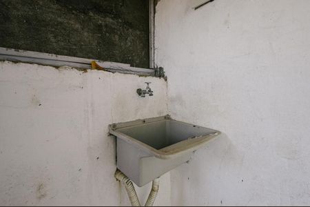 Casa à venda com 130m², 4 quartos e 1 vaga Casa à venda com 130m², 4 quartos e 1 vagaÁrea de Serviço