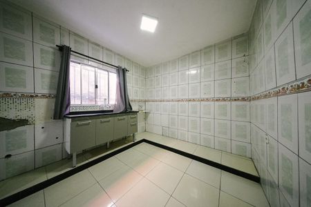 Casa à venda com 130m², 4 quartos e 1 vaga Casa à venda com 130m², 4 quartos e 1 vagaCozinha
