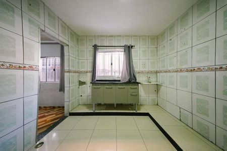 Cozinha de casa para alugar com 4 quartos, 130m² em Cangaiba, São Paulo
