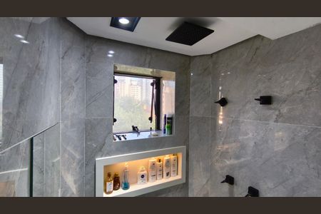 Apartamento à venda com 215m², 3 quartos e 3 vagasBanheiro da Suíte 2
