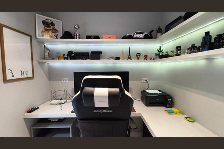 Apartamento à venda com 215m², 3 quartos e 3 vagasSuíte 2