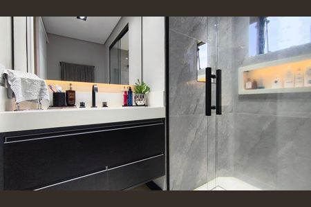 Apartamento à venda com 215m², 3 quartos e 3 vagasBanheiro da Suíte 2