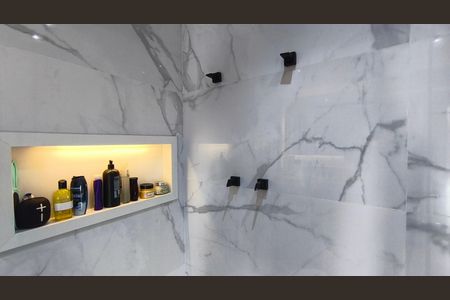 Apartamento à venda com 215m², 3 quartos e 3 vagasBanheiro da Suíte 3