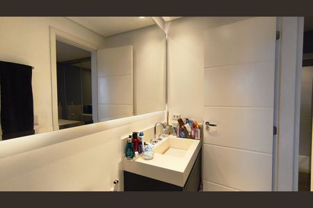 Apartamento à venda com 215m², 3 quartos e 3 vagasBanheiro da Suíte 1