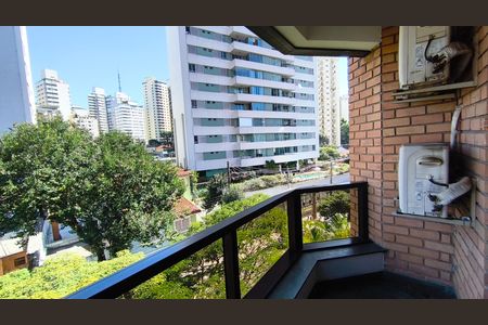 Apartamento à venda com 215m², 3 quartos e 3 vagasVaranda da Suíte
