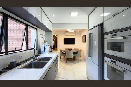 Apartamento à venda com 215m², 3 quartos e 3 vagasCozinha
