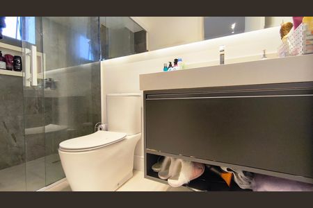 Apartamento à venda com 215m², 3 quartos e 3 vagasBanheiro da Suíte 1