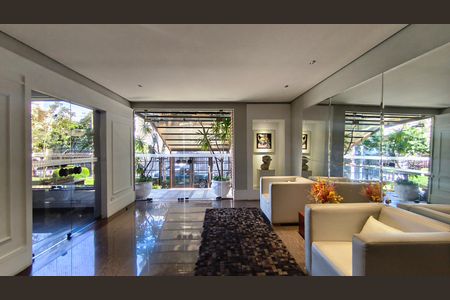 Apartamento à venda com 215m², 3 quartos e 3 vagasHall