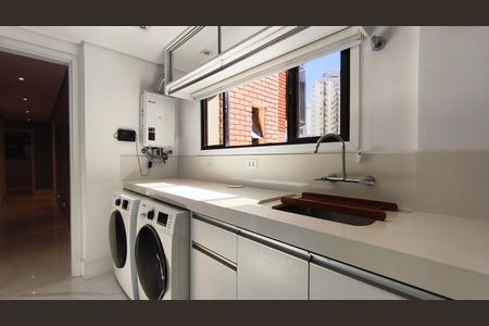 Apartamento à venda com 215m², 3 quartos e 3 vagasÁrea de Serviço