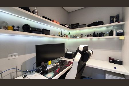 Apartamento à venda com 215m², 3 quartos e 3 vagasSuíte 2