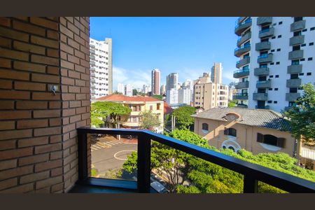 Apartamento à venda com 215m², 3 quartos e 3 vagasVaranda da Suíte