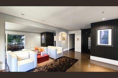 Apartamento à venda com 215m², 3 quartos e 3 vagasHall