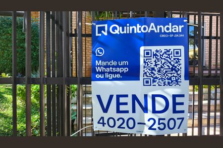 Apartamento à venda com 215m², 3 quartos e 3 vagasPlaquinha