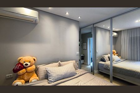 Apartamento à venda com 215m², 3 quartos e 3 vagasSuíte 2