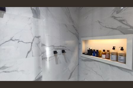 Apartamento à venda com 215m², 3 quartos e 3 vagasBanheiro da Suíte 3