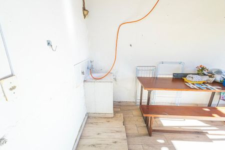 Casa para alugar com 120m², 2 quartos e 1 vaga Casa para alugar com 120m², 2 quartos e 1 vagaArea de serviço