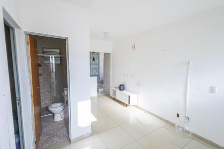 Casa para alugar com 120m², 2 quartos e 1 vaga Casa para alugar com 120m², 2 quartos e 1 vagaSala