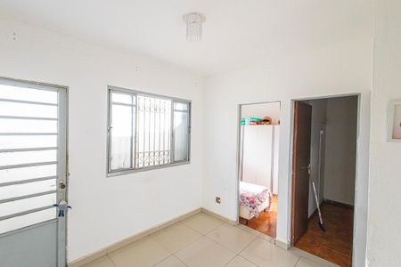 Casa para alugar com 120m², 2 quartos e 1 vaga Casa para alugar com 120m², 2 quartos e 1 vagaSala