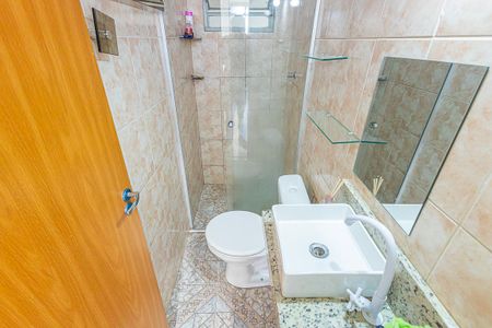 Casa para alugar com 120m², 2 quartos e 1 vaga Casa para alugar com 120m², 2 quartos e 1 vagaBanheiro