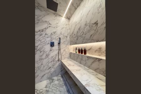 Apartamento à venda com 128m², 2 quartos e 2 vagas Apartamento à venda com 128m², 2 quartos e 2 vagasBanheiro